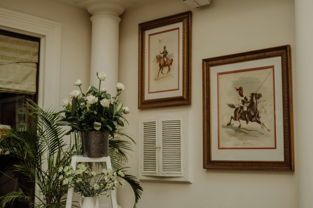 Jak łączenie listew podłogowych ze schodami?